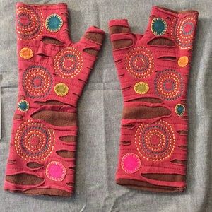 Rising Tide handcrafted fingerless gloves